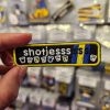 Embleem Shotjes Blauw / Geel Klein