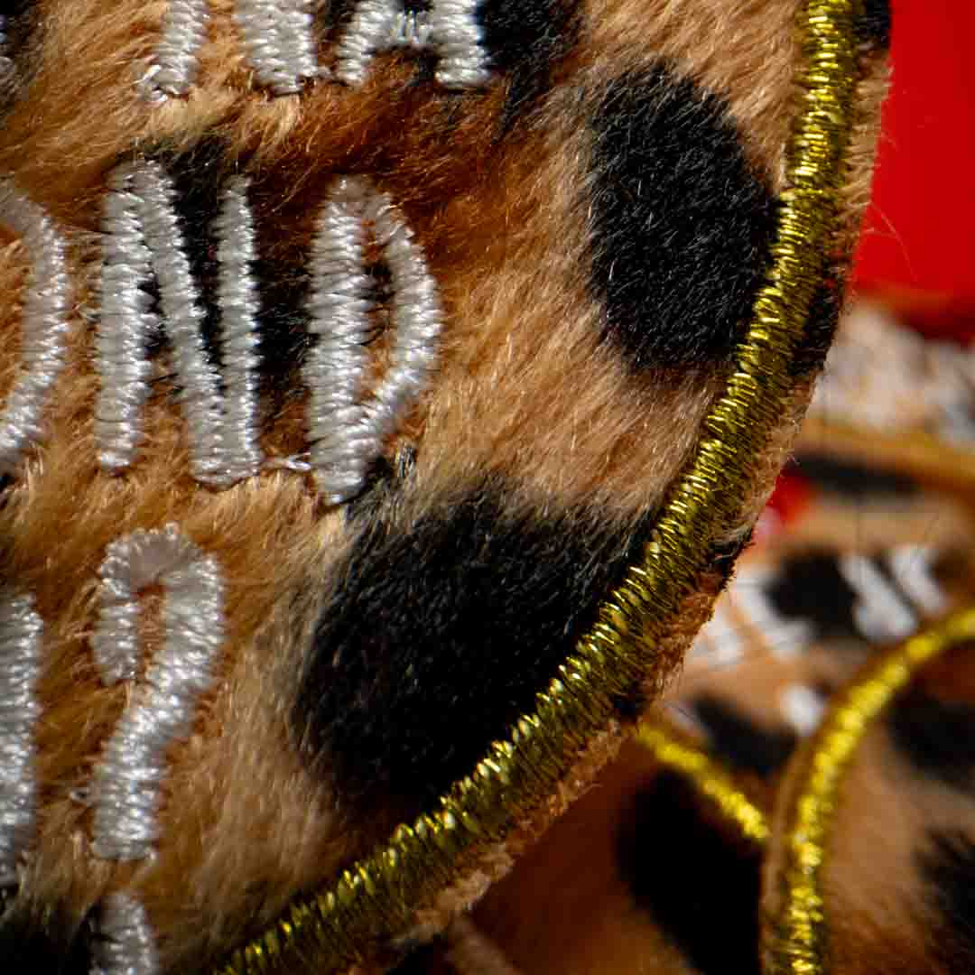 Embleem Blijf je vanavond bij mij - Monique Smit Close up Lippen