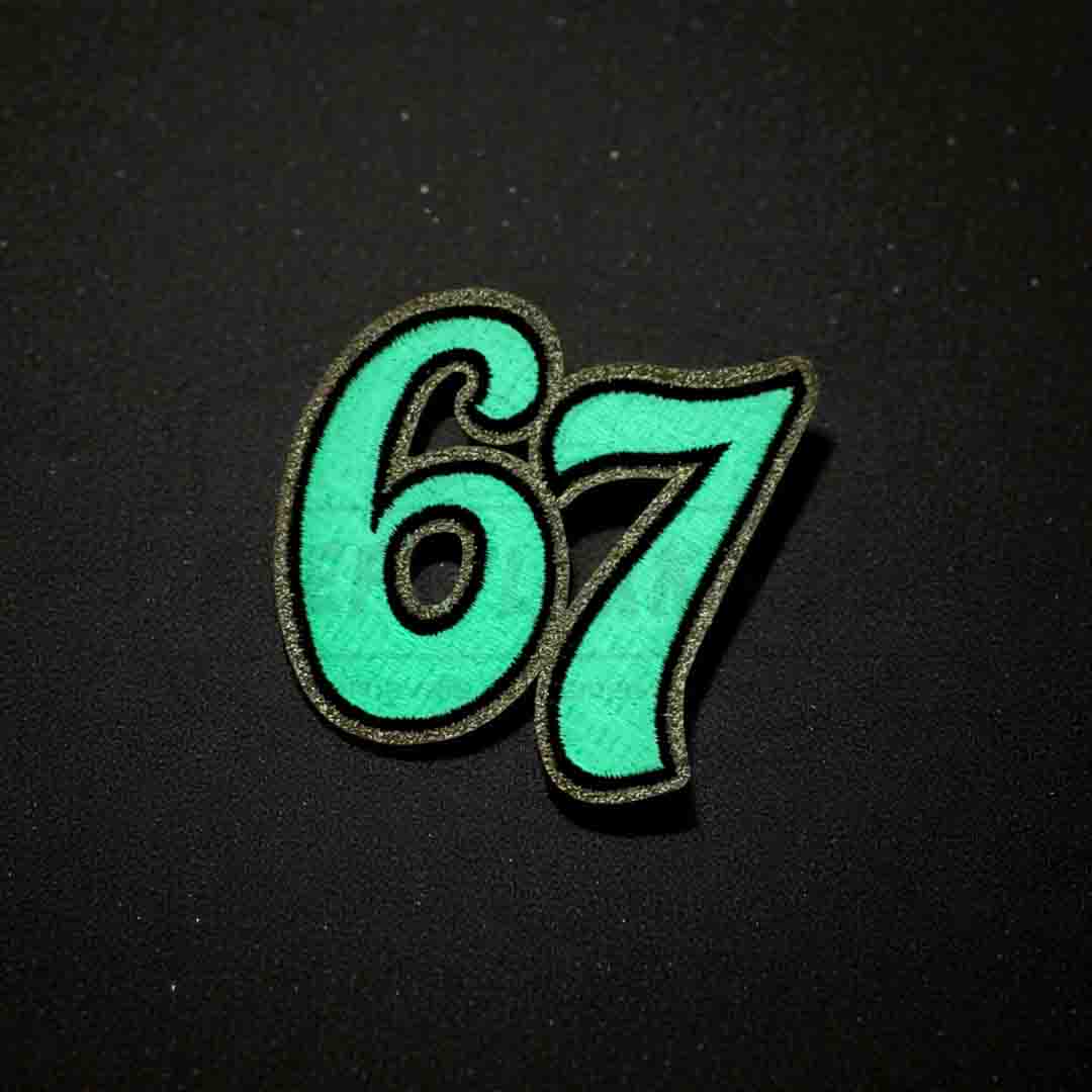 Embleem 67 - Six Seven Carnavals patch - Glow in the dark
